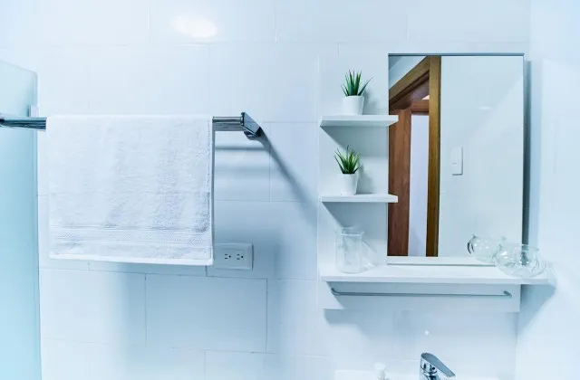 Blue Water Gentle Breeze Apartment Bathroom